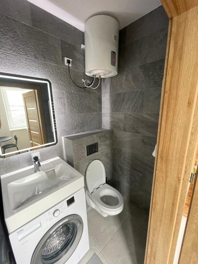 Airport Apartment 32 Self Check-In Free Parking Wilna Exterior foto